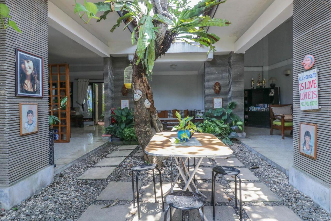 Oyo 1757 Villa Dende Lombok Exterior photo